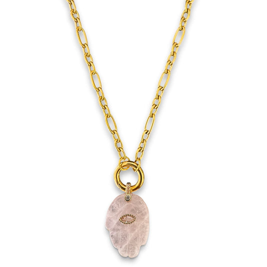 Gold Kette mit Rosenquarz Anhänger in Handform.