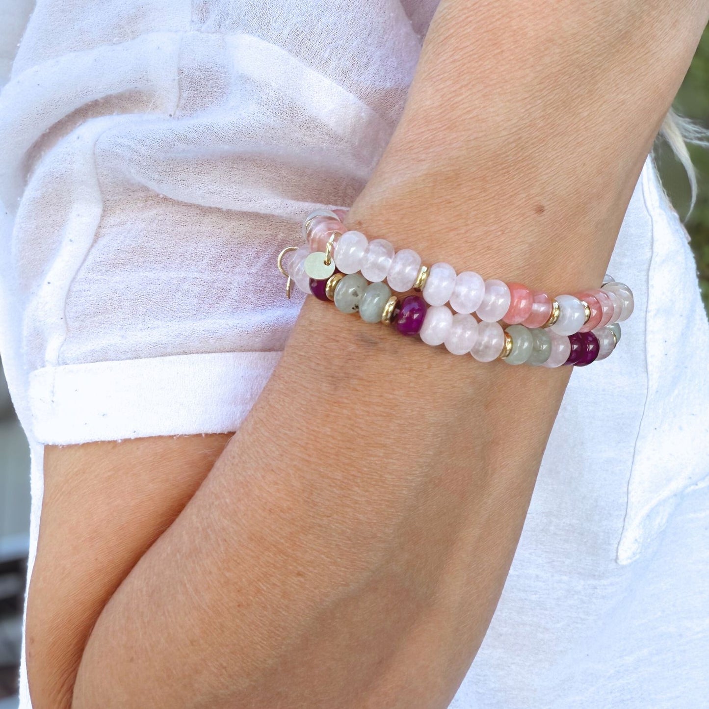 Edelstein Perlenarmband - Rosenquarz, Mondstein und Erdbeerquarz