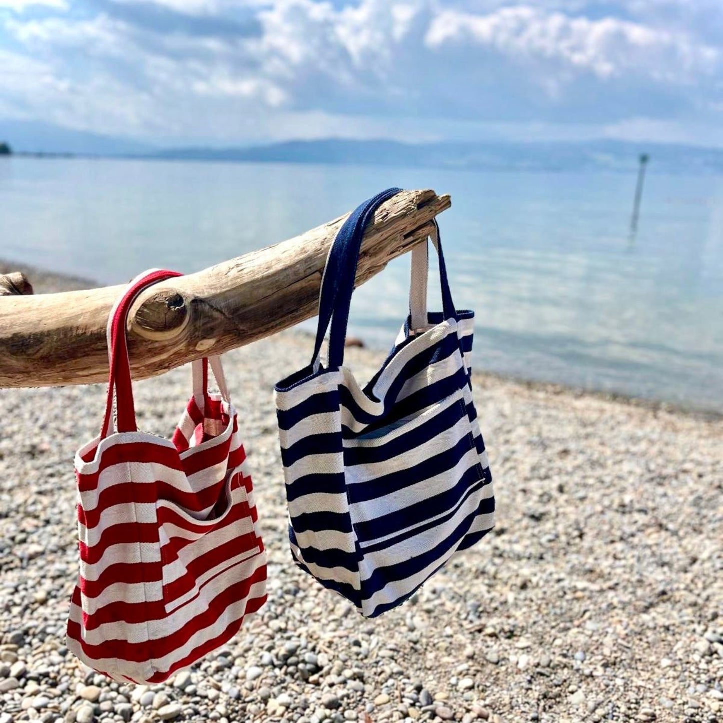 Badetasche XXL - rot weiss gestreift mit Pompom