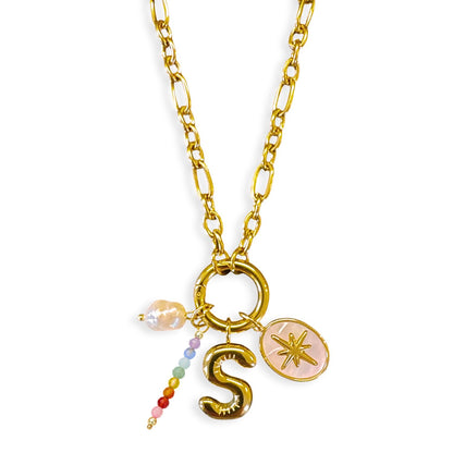 Charm Kette Gold – personalisierbar mit Buchstaben & Charm Anhängern