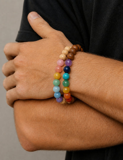 Chakra Armband mit hellen Sandelholzperlen