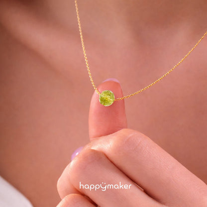 Geburtsstein Kette August mit Peridot in vergoldetem Sterling Silber für Löwe Zeichen