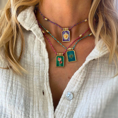Boho Kette mit Taro Anhänger und Blumen